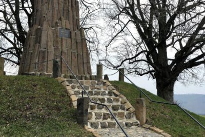 Das Denkmal in Leun