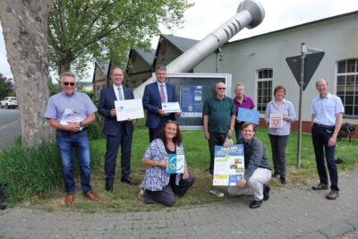 Foto vor den Hollmann Werken in Solms