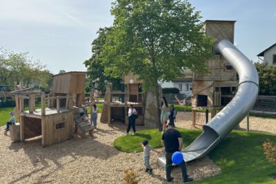 Spielplatz "Wildes Dorf" in Dorlar