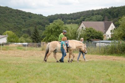 Therapeutisches Reiten